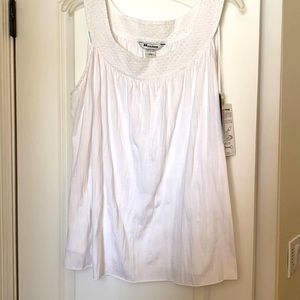 Nygard Collection Eyelet neck Sleeveless Top